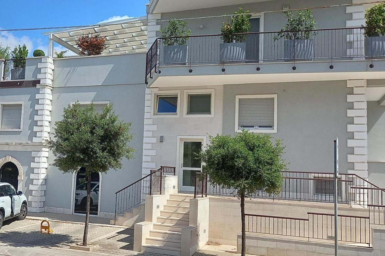 Central Apartment Con Tre Camere Da Letto Locorotondo Dış mekan fotoğraf